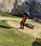Массовый субботник по уборке и благоустройству придомовой территории