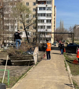Массовый субботник по уборке и благоустройству придомовой территории